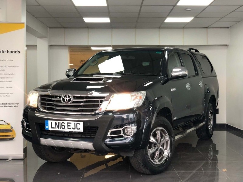   Toyota Hilux 3.0 D-4D Invincible X Double Cab 